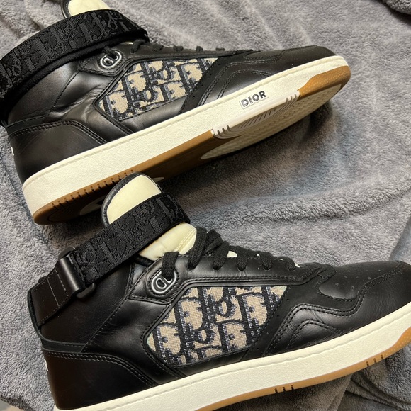 Men’s Dior high tops - Picture 3 of 7